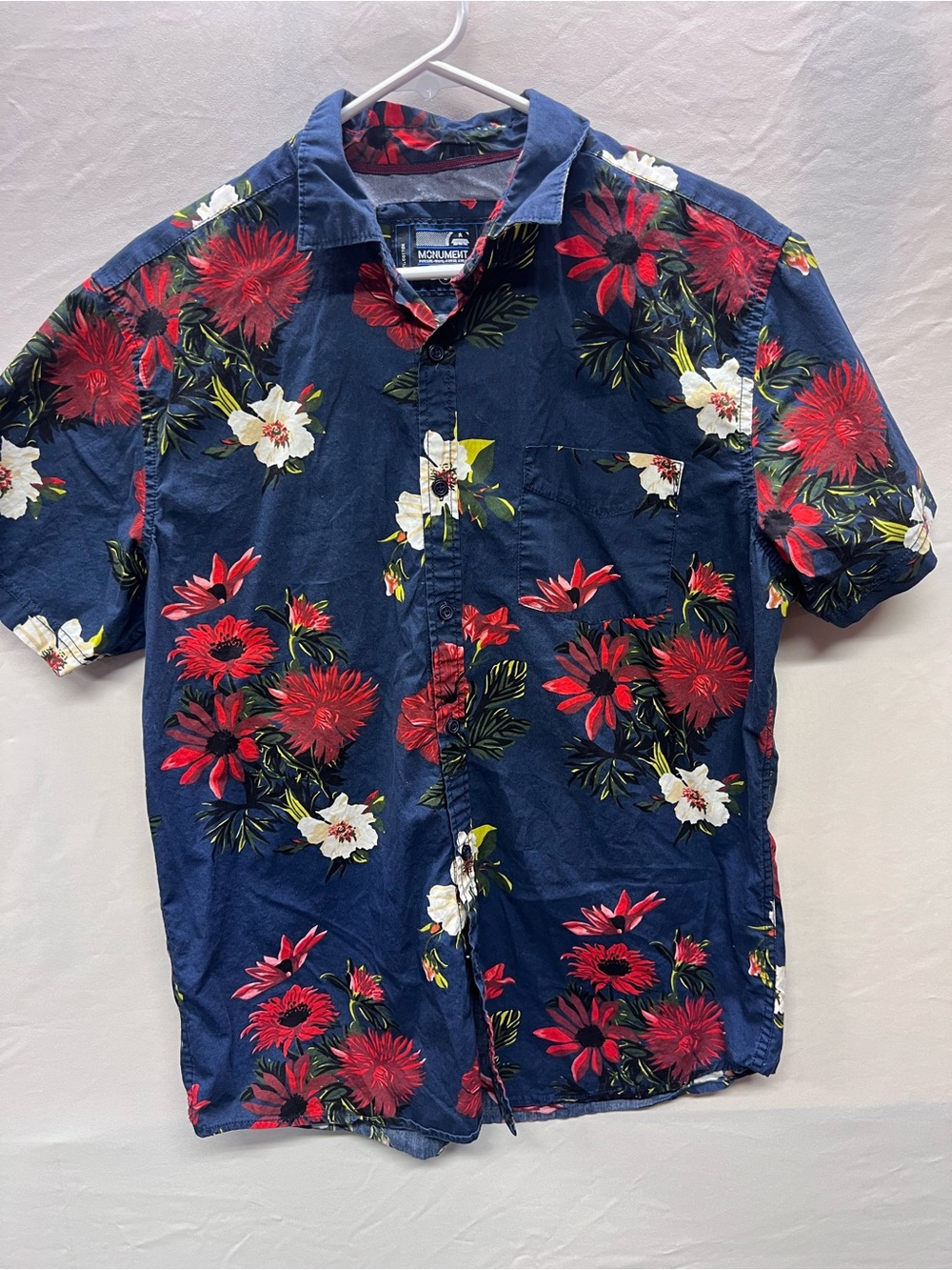 Monument Men’s Navy Floral Button-Up Shirt Large